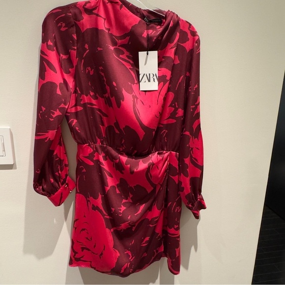 NWT- Zara Satin Shirt Mini Dress Retro Neck Long-Sleeved Back Zip Women's Size M - Picture 10 of 10